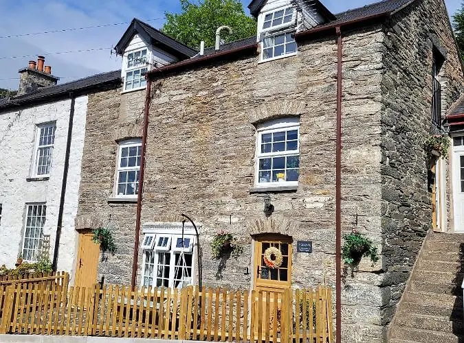 The Granary Corris On The Edge Of The Dyfi Forest
